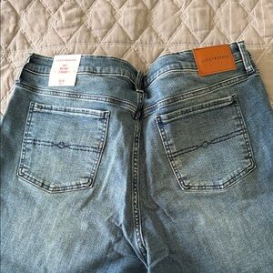 Lucky Brand Women’s Light Blue Relaxed Jeans